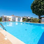 Bella Vista - Moradia Elegante Com Piscina Aquecivel E Jacuzzi Na Gale, Tatil Evi Albufeira