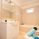 Bella Vista - Moradia Elegante Com Piscina Aquecivel E Jacuzzi Na Gale, Tatil Evi *