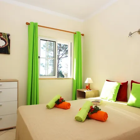 Bella Vista - Moradia Elegante Com Piscina Aquecivel E Jacuzzi Na Gale, * Albufeira