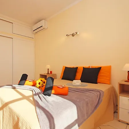 Bella Vista - Moradia Elegante Com Piscina Aquecivel E Jacuzzi Na Gale,