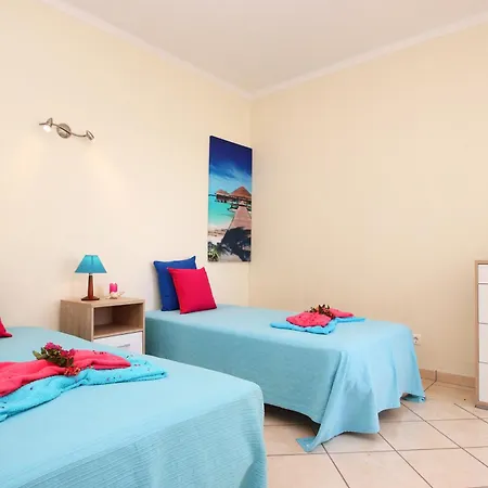 Bella Vista - Moradia Elegante Com Piscina Aquecivel E Jacuzzi Na Gale, * Albufeira